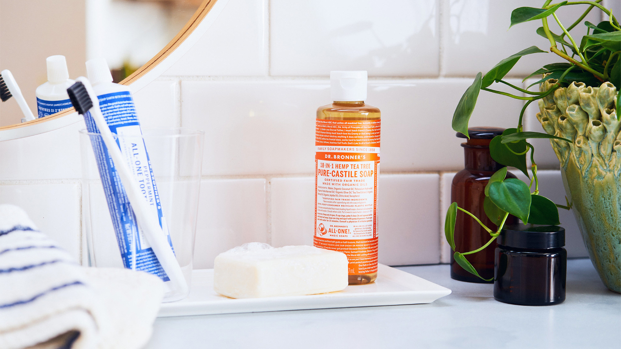 I Wash my Face with Castile Soap | Going Green with Lisa Bronner