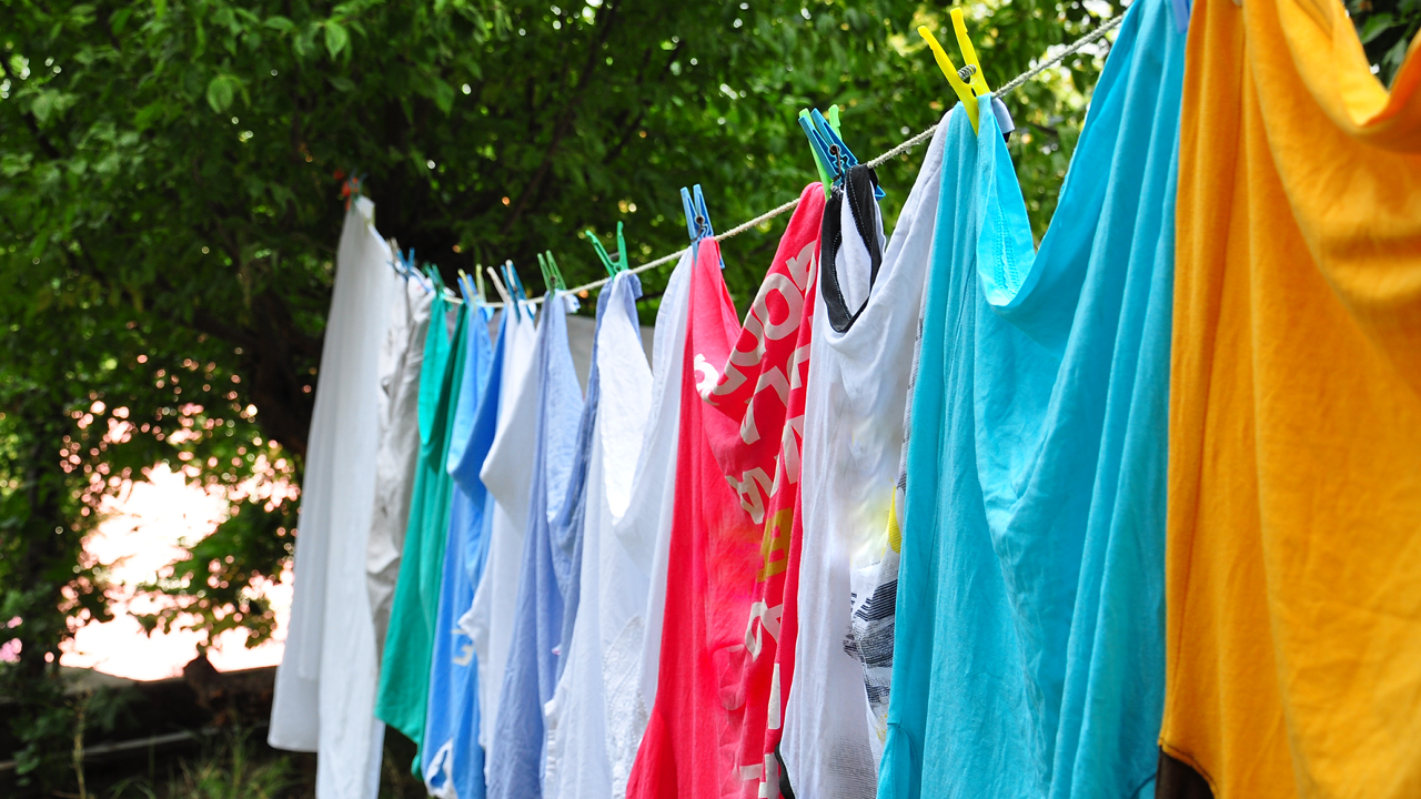 The surprising benefits of hanging your clothes to dry